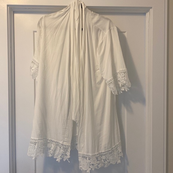 Kimono - Romantic lace edge kimono for  bridal beach or ontop on shorts - Picture 5 of 8